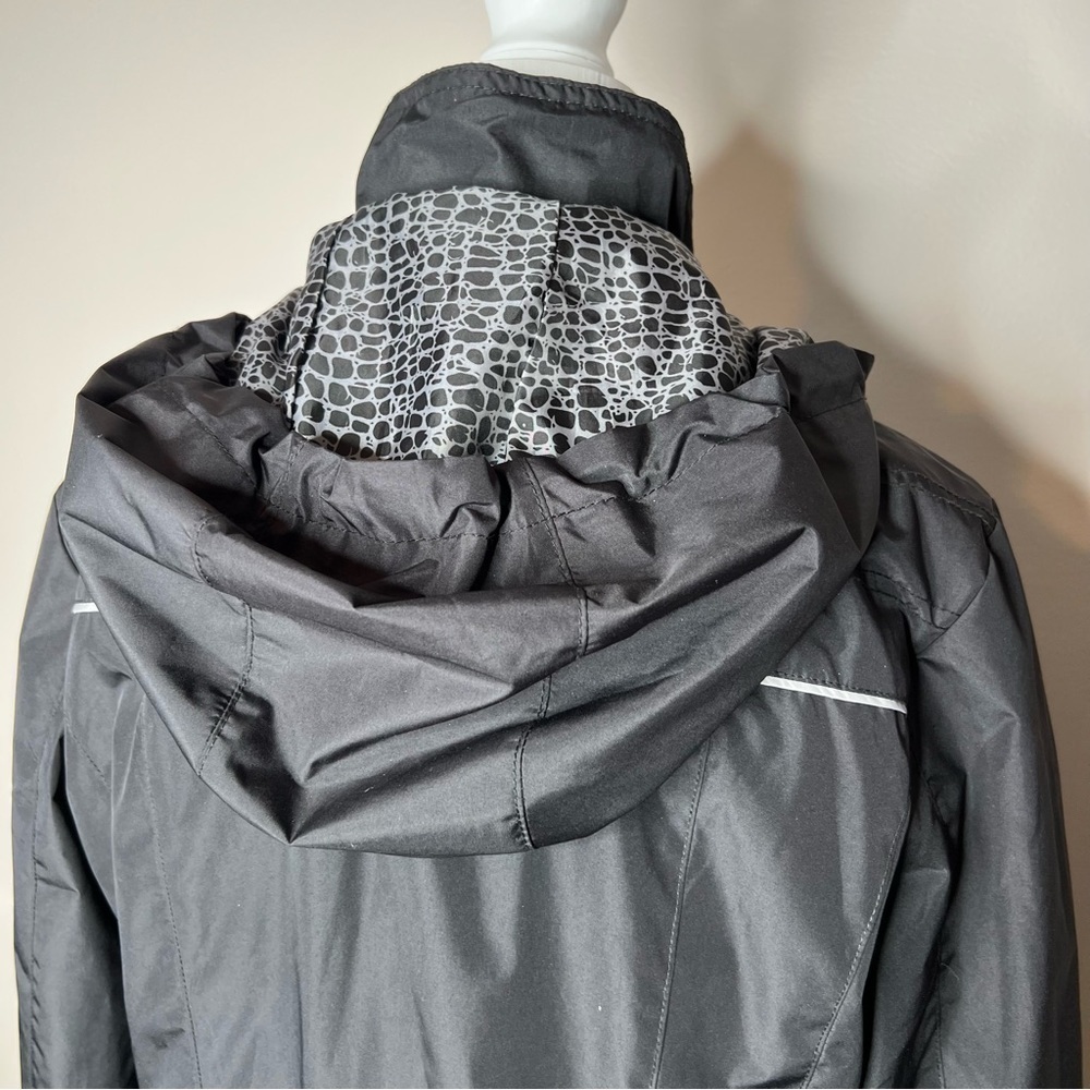 d.e.t.a.i.l.s INTL Jacket - Picture 11 of 16